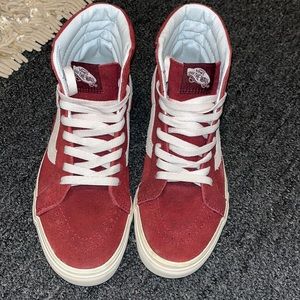 Vans Sk8 high tops velvet red